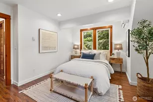 7026 Island Center Rd NE, Bainbridge Island, WA 98110 - Photo 23