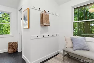 7026 Island Center Rd NE, Bainbridge Island, WA 98110 - Photo 19