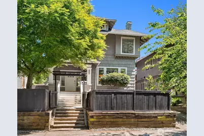 746 Broadway E, Seattle, WA 98102 - Photo 1