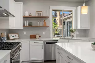 746 Broadway E, Seattle, WA 98102 - Photo 19