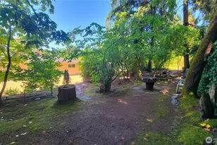 12051 SE 42nd St, Bellevue, WA 98006 - Photo 17
