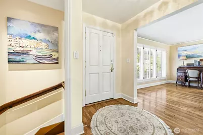 1637 Broadmoor Drive E, Seattle, WA 98112 - Photo 5
