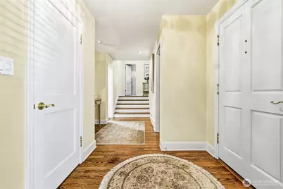 1637 Broadmoor Drive E, Seattle, WA 98112 - Photo 15