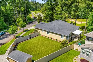 4452 Campus Dr NE, Lacey, WA 98516 - Photo 3