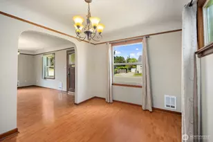 102 S 68th St, Tacoma, WA 98408 - Photo 11