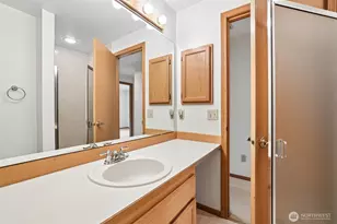 11110 SE 219th Pl, Kent, WA 98031 - Photo 17