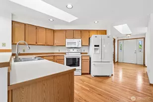 11110 SE 219th Pl, Kent, WA 98031 - Photo 13