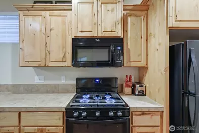 7405 NW 1st Place, Vancouver, WA 98665 - Photo 11
