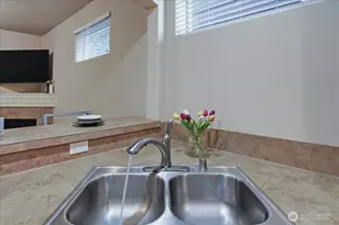 7405 NW 1st Pl, Vancouver, WA 98665 - Photo 13