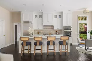 23115 SE 44th St, Sammamish, WA 98075 - Photo 11