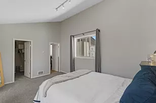14300 32nd Ave NE, Seattle, WA 98125 - Photo 33