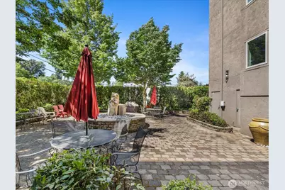 14300 32nd Avenue NE #408, Seattle, WA 98125 - Photo 9