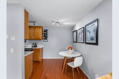 14300 32nd Avenue NE #408, Seattle, WA 98125 - Photo 19
