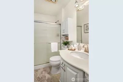 2501 Canterbury Lane E #119, Seattle, WA 98112 - Photo 17