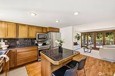 7612 135th Place NE, Redmond, WA 98052 - Photo 11