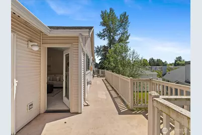 11518 12th Avenue W #D304, Everett, WA 98204 - Photo 25