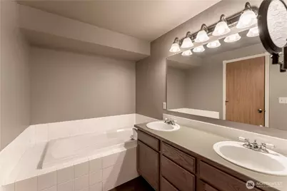 1230 30th Avenue Ct SW, Puyallup, WA 98373 - Photo 13