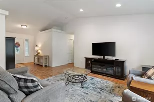 430 E Herron Dr, Shelton, WA 98584 - Photo 3