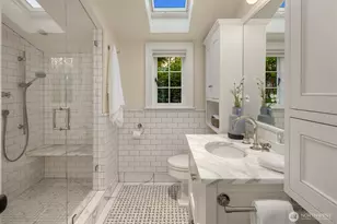 1010 6th St W, Kirkland, WA 98033 - Photo 25