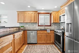 2447 NW 62nd St, Seattle, WA 98107 - Photo 3
