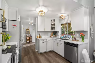 20410 109th Street Ct E, Bonney Lake, WA 98391 - Photo 11