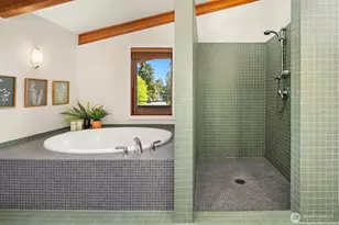 543 N 83rd St, Seattle, WA 98103 - Photo 25