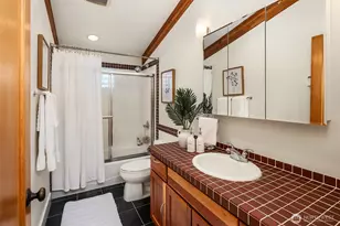 543 N 83rd St, Seattle, WA 98103 - Photo 27