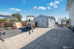 4095 W Cove West Dr, Moses Lake, WA 98837 - Photo 31