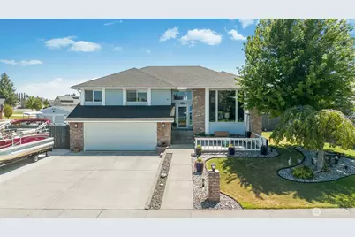 4095 W Cove West Drive, Moses Lake, WA 98837 - Photo 1