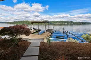 12582 Riviera Pl NE, Seattle, WA 98125 - Photo 3