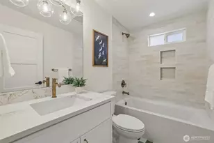 12582 Riviera Pl NE, Seattle, WA 98125 - Photo 27
