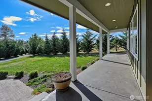 19443 Oakleaf Ln, Sedro Woolley, WA 98284 - Photo 5