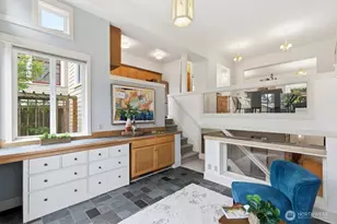 108 N 54th St, Seattle, WA 98103 - Photo 11