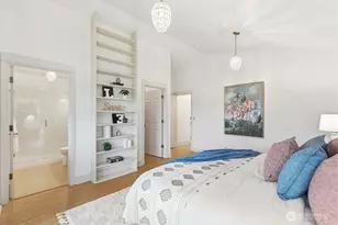 108 N 54th St, Seattle, WA 98103 - Photo 17