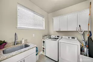 5579 Clearview Dr, Ferndale, WA 98248 - Photo 17