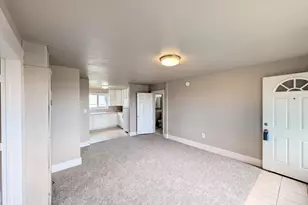 1020 Wall St, Everett, WA 98201 - Photo 3