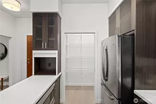 1760 NW 56th St, Seattle, WA 98107 - Photo 5