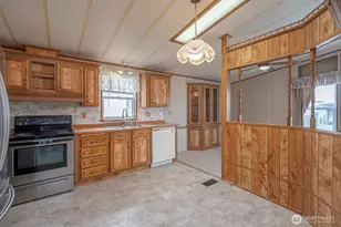 2240 W Broadway Ave, Moses Lake, WA 98837 - Photo 19