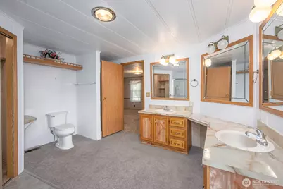 2240 W Broadway Avenue #221, Moses Lake, WA 98837 - Photo 27