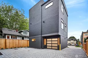 4531 Corliss Ave N, Seattle, WA 98103 - Photo 23