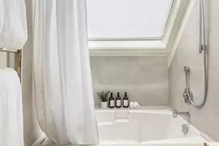 6054 29th Ave NE, Seattle, WA 98115 - Photo 25