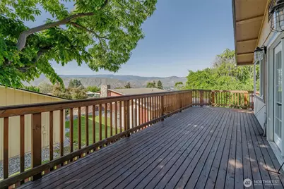 702 N Lyle Avenue, East Wenatchee, WA 98802 - Photo 31