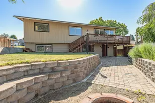702 N Lyle Ave, East Wenatchee, WA 98802 - Photo 3
