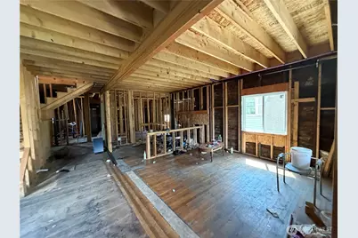 6242 Flora Avenue S, Seattle, WA 98108 - Photo 3
