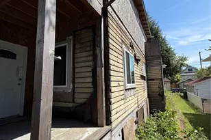 6242 Flora Ave S, Seattle, WA 98108 - Photo 7