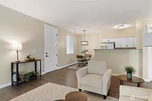 10109 186 St E, Puyallup, WA 98375 - Photo 9