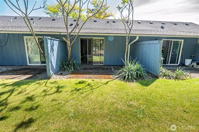 11212 Bridgeport Way SW #10, Tacoma, WA 98499 - Photo 7