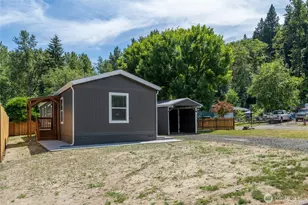102 Sir Lancelot Way, Castle Rock, WA 98611 - Photo 3