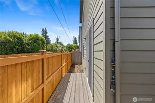 2216 117th St SW, Everett, WA 98204 - Photo 33