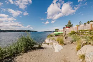 3262 Beach Dr E, Port Orchard, WA 98366 - Photo 5